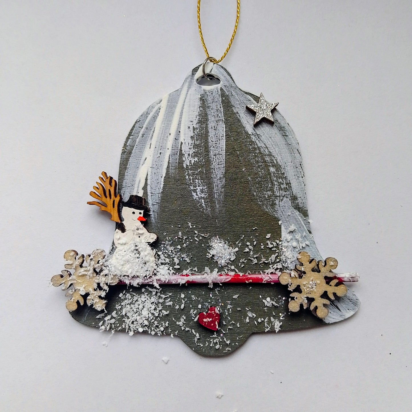 Weihnachtsglocke mit Schneeeffekt